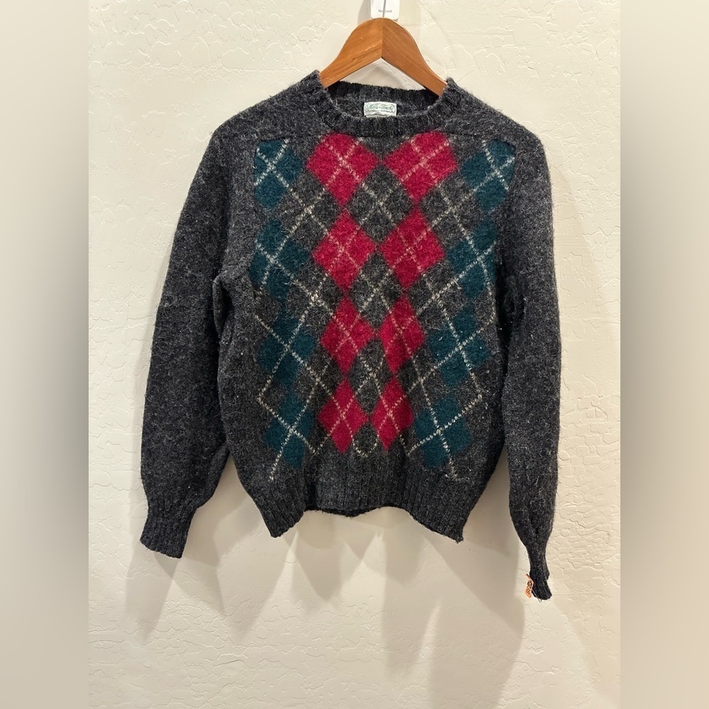 vintage Mills-Touche Real Shetland wool sweater Scottish origin&intarsia design